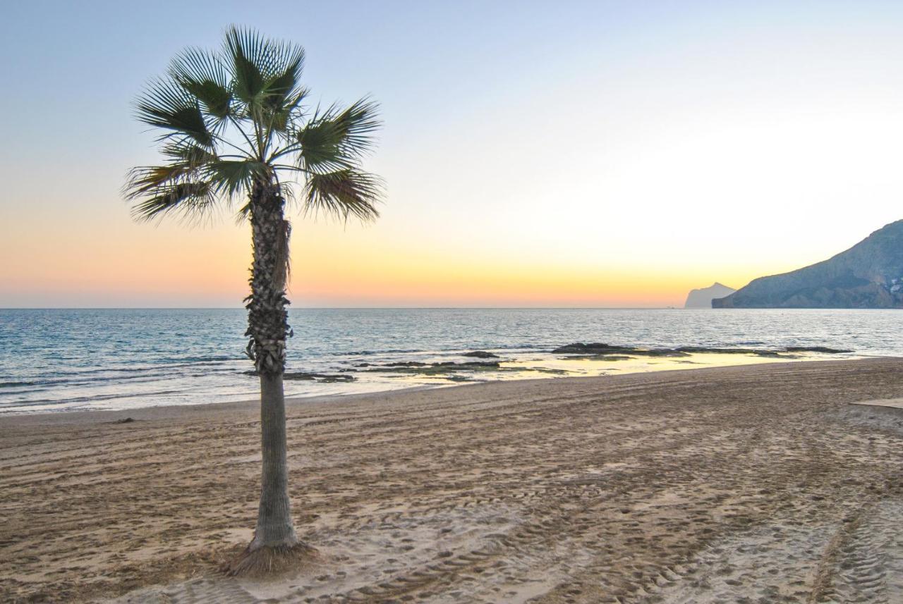 Avanoa - Arenal Suites Calpe Bagian luar foto